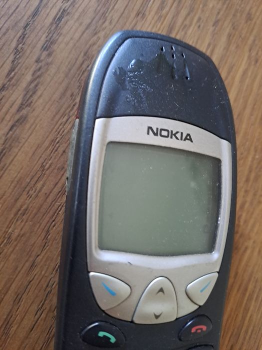 Kultowa Nokia 6210 / 6310i  z ładowarką - Sprawna