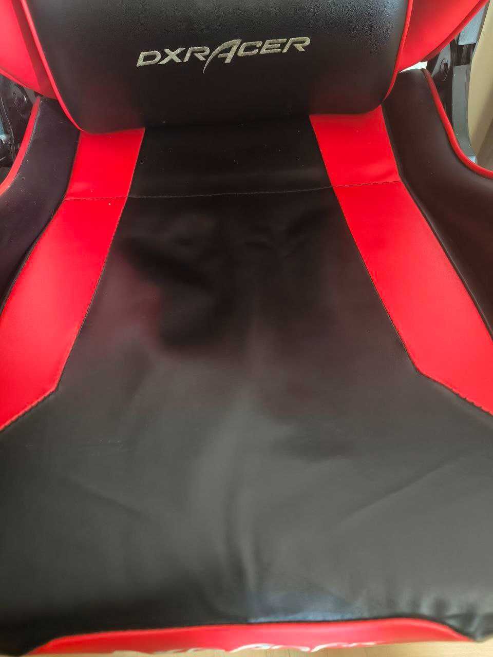 DXRacer G Series D8200