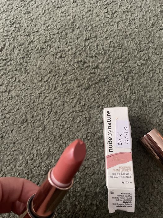 Nude by nature Shine pomadka 05 0210