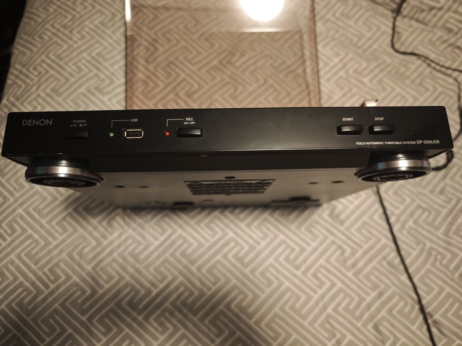 Gira-discos Denon DP200-USB