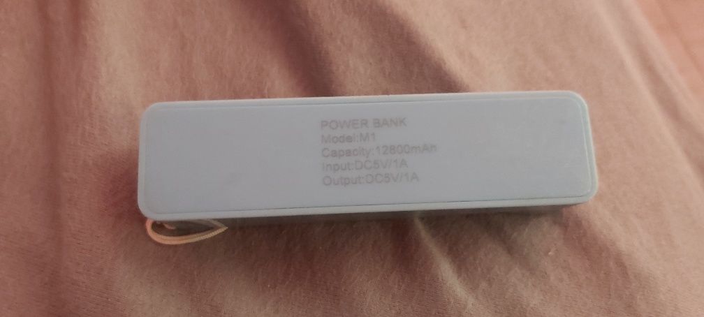 Power bank M1 12800mAh Ładowarka