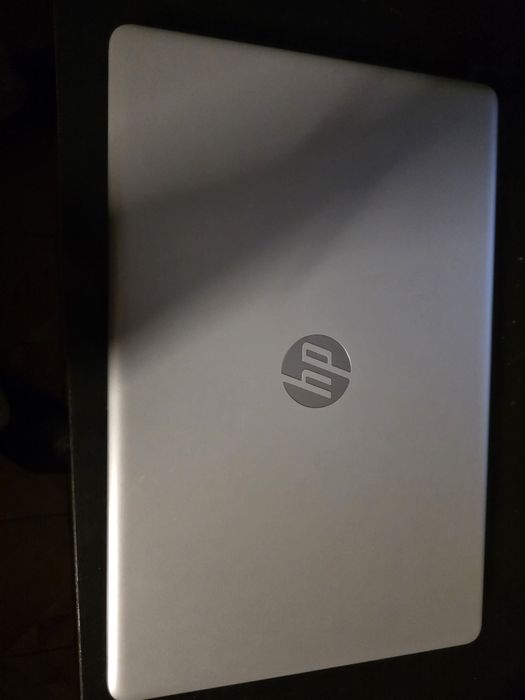 Portatil laptop HP