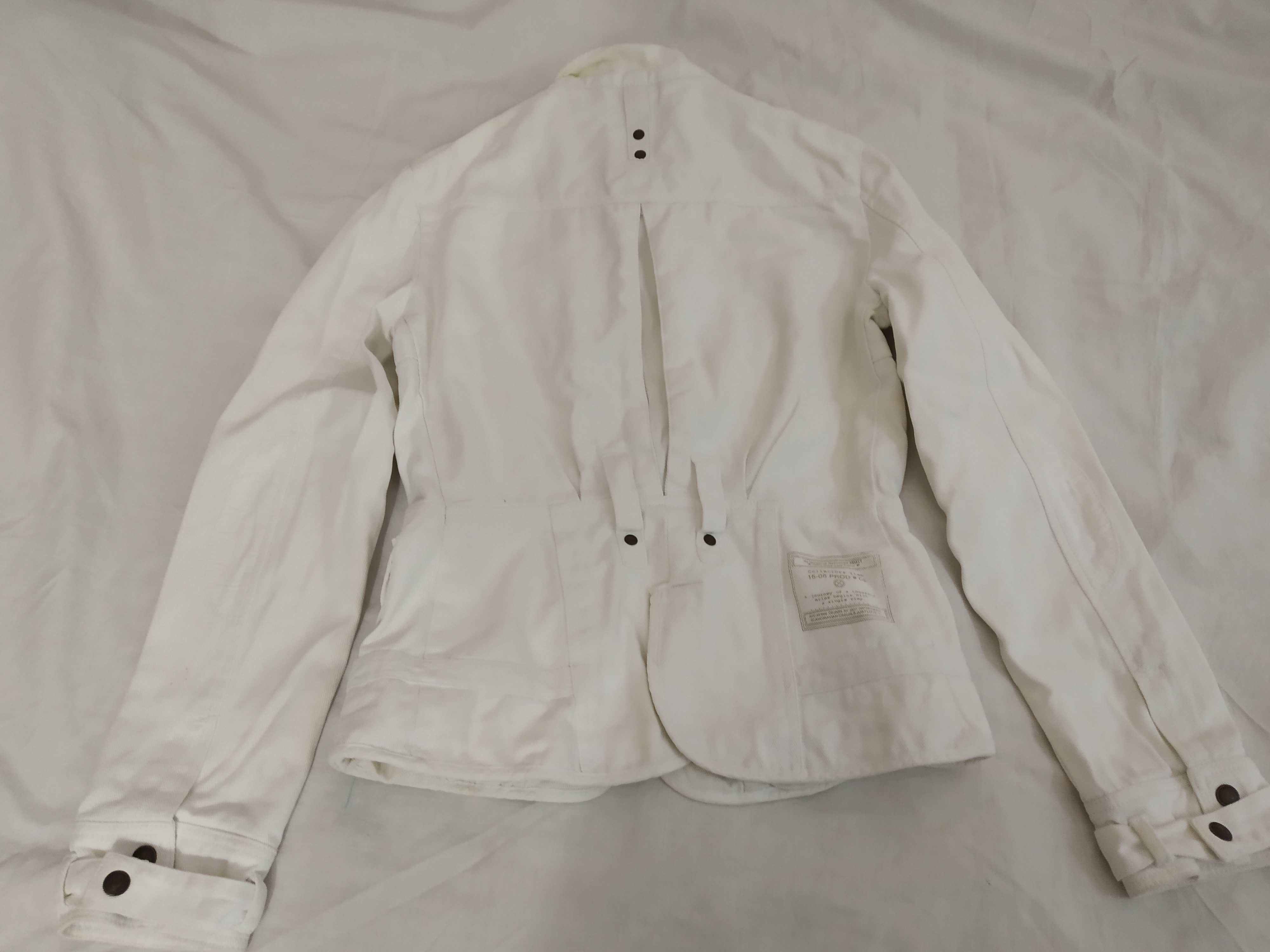 молодежная Джинсовая куртка на подкладке фирменная.размер40-42