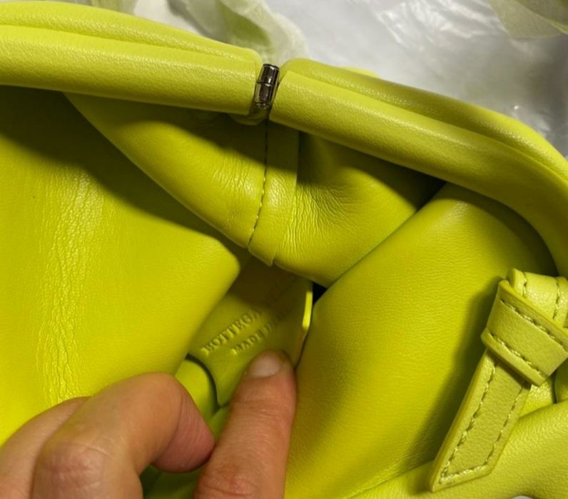 Bottega veneta Point torebka zielona seledynowa neonowa skórzana pasek