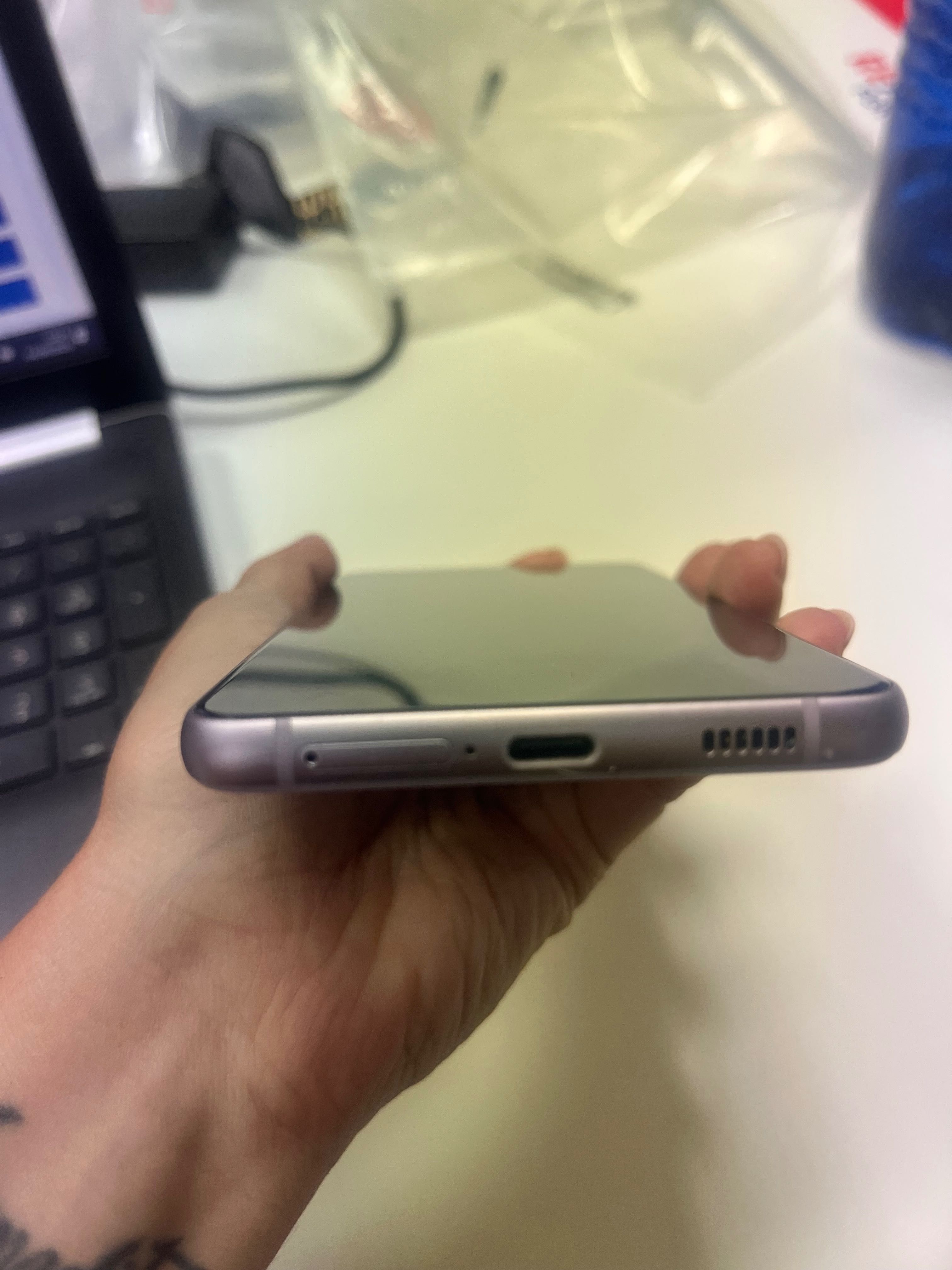 Samsung S21 FE com 256gigas como novo!