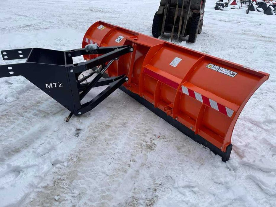 Pług do śniegu śnieżny MTZ 82 ,SOLIS 26, 50 ,Zetor 5211 /7211 Ursus MF