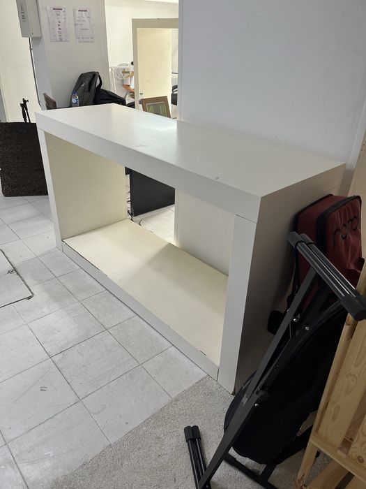 Mesas brancas de estudio/escritorio