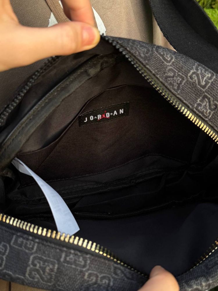 Сумка Jordan monogram через плечо месенджер Джордан монограм