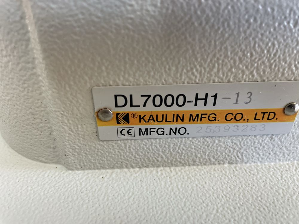 Maszyna do szycia stebnówka automat SIRUBA DL7000