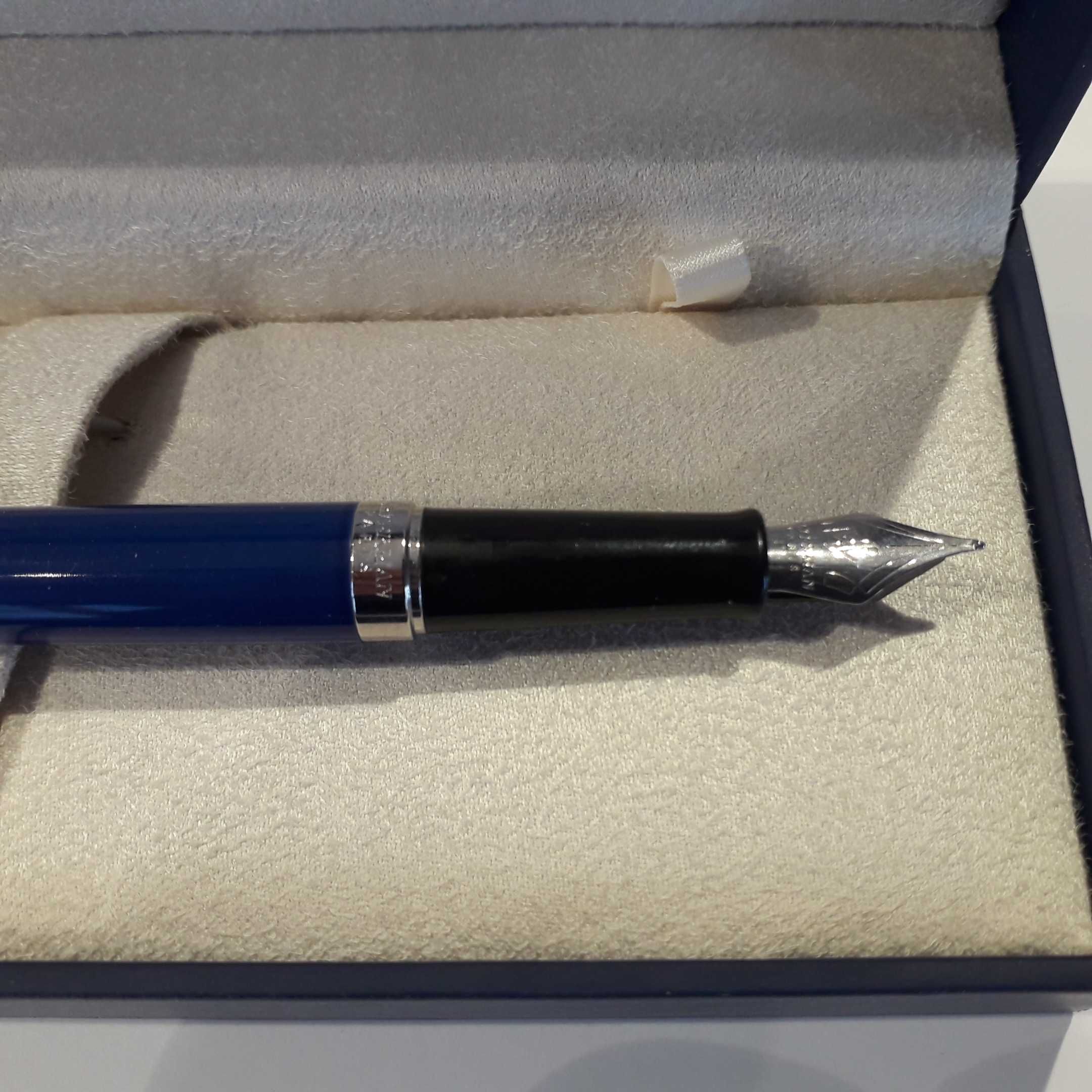 Waterman Pióro Wieczne Hémisphère laka niebieski CT "F"