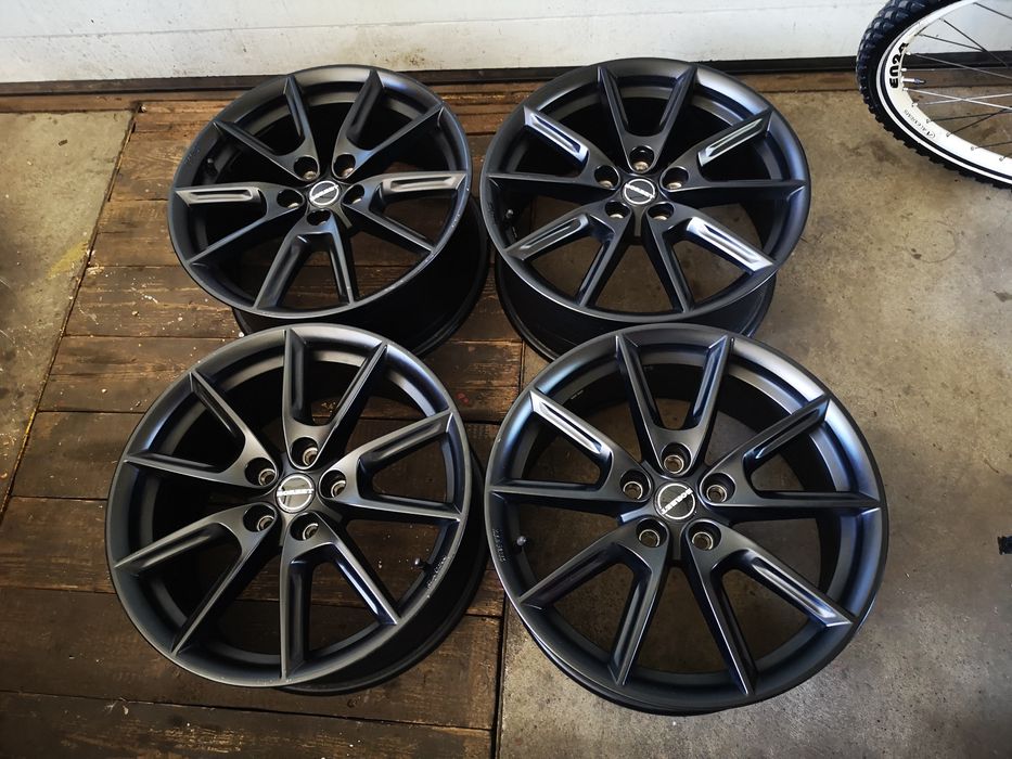 Komplet felg Borbet 18" 8J ET48 5x114,3