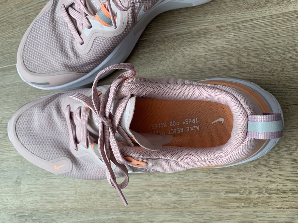 Nike miller react 27 cm