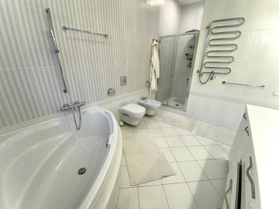 Оренда Липинського, 8, 3 кімнатна, від господаря, дизайнерська