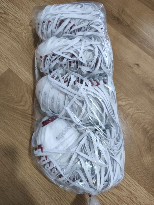 Półmaski filtrujące FFP3 z zaworkiem.