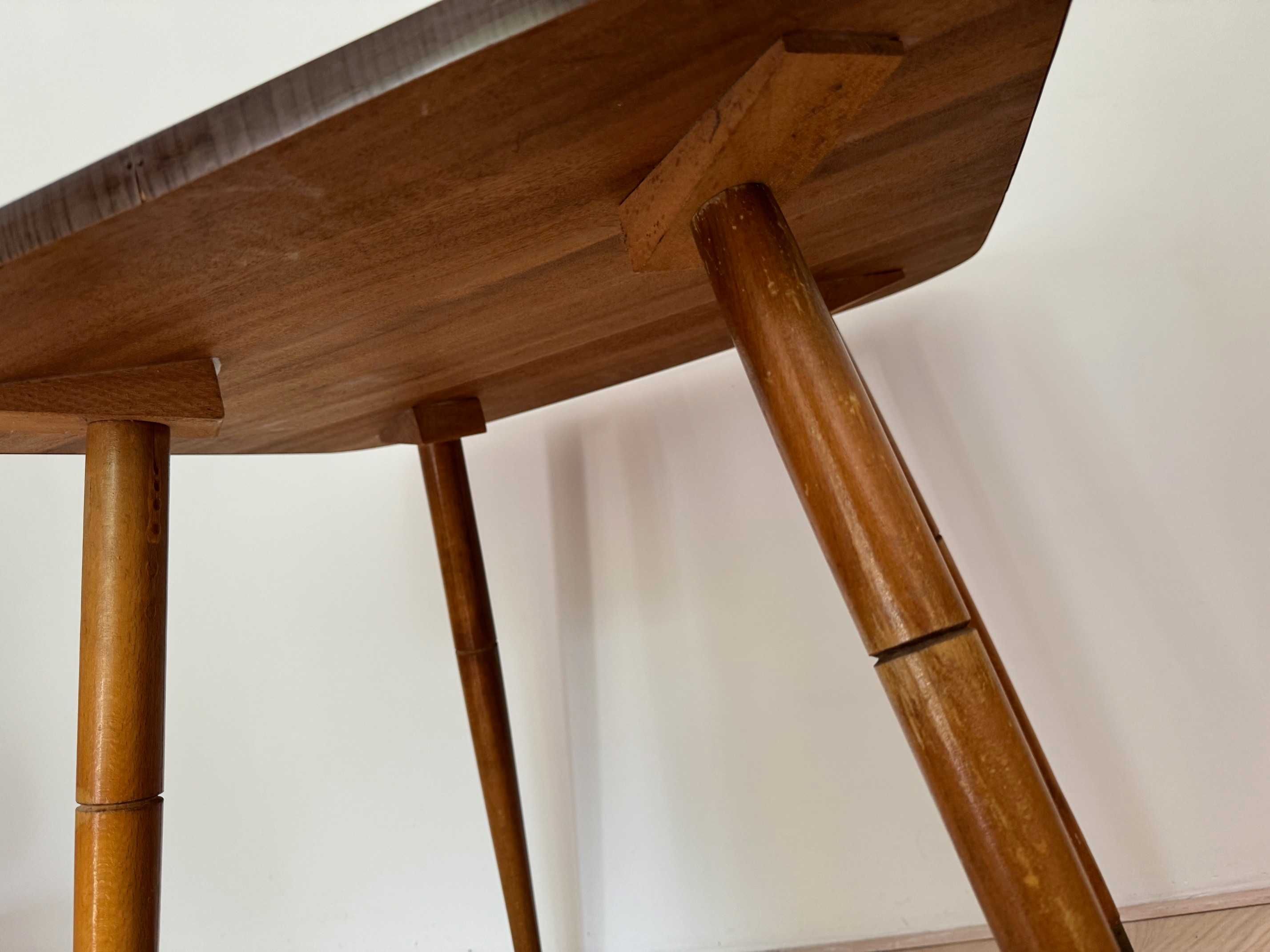 Przepiękny stolik, mid-century, mahoń, intarsje, stan bardzo dobry