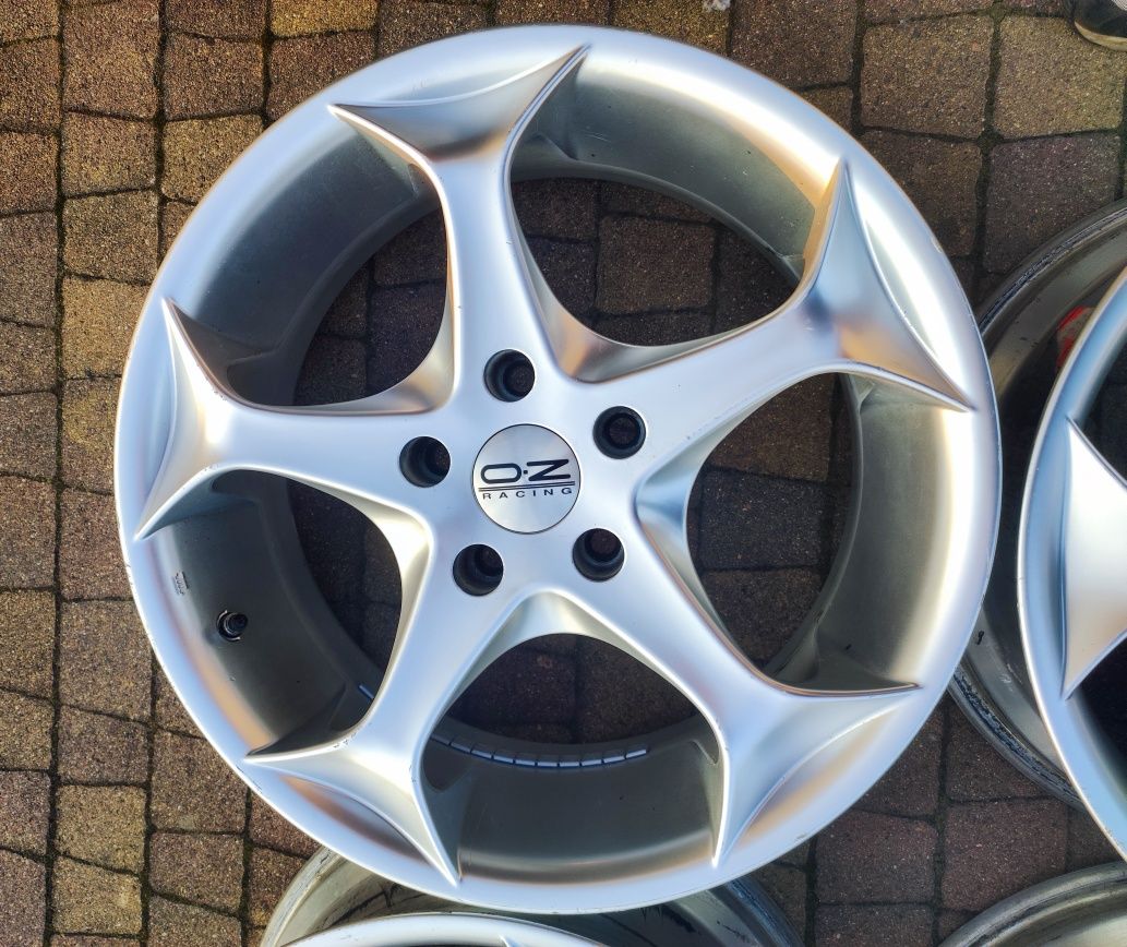 Oz Racing Antares 5x120 18 8J BMW JDM