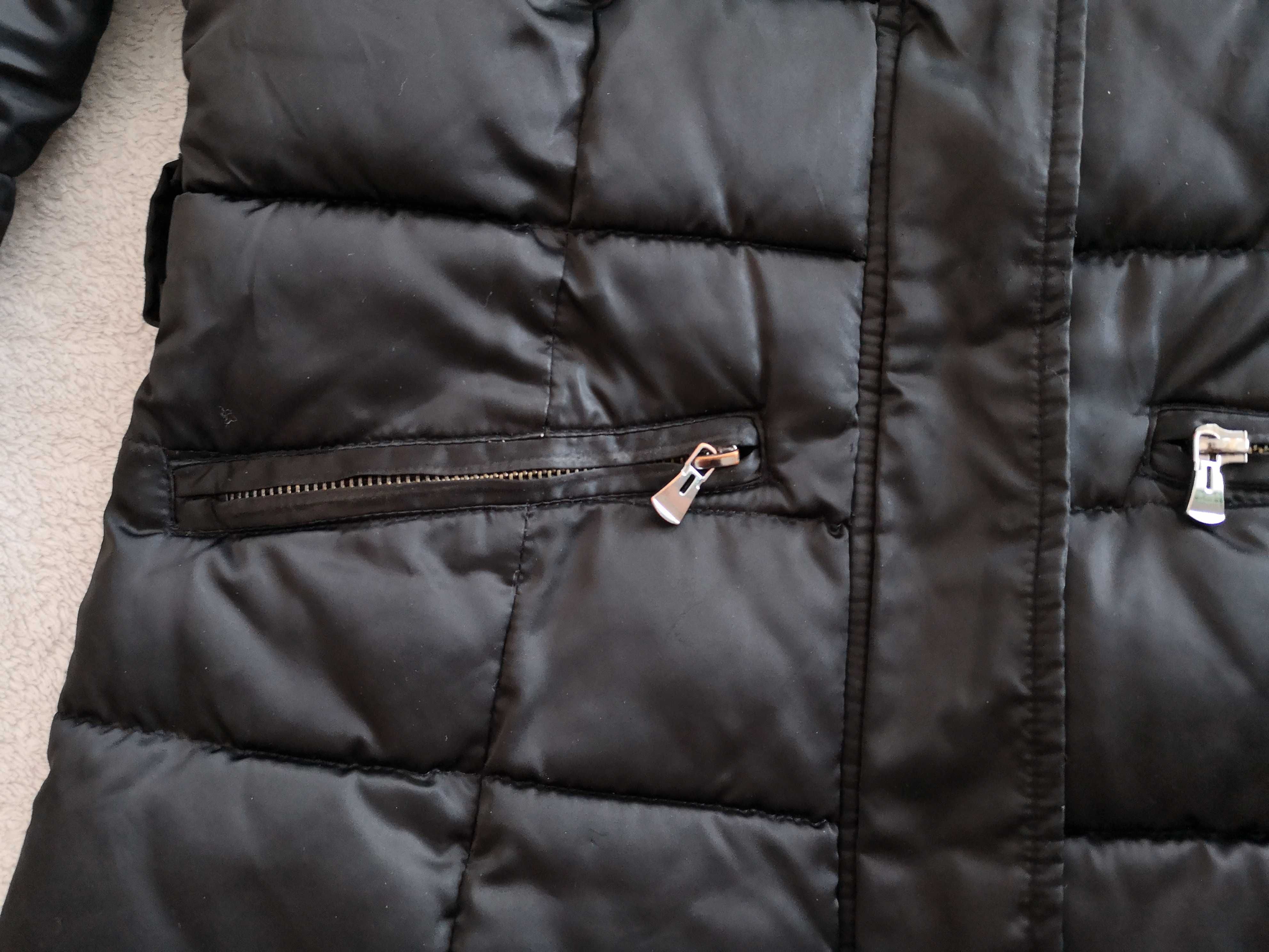 Czarna pikowana kurtka Reserved 34