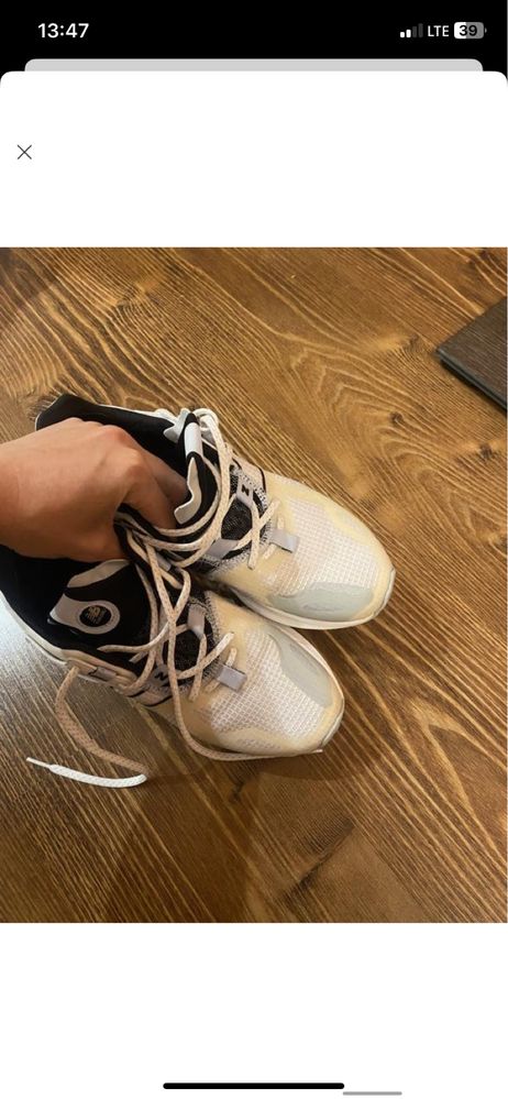 Кросівки бігові New Balance