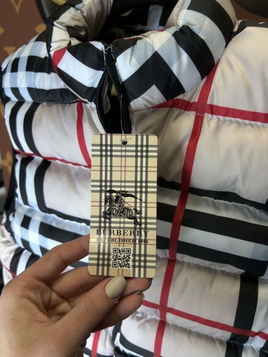 MEGA SALE -40% Женская жилетка Burberry ЖИЛЕТ демисезон безрукавка хит