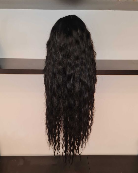 Profesjonalna długa czarna falowana peruka 100cm lace front cosplay