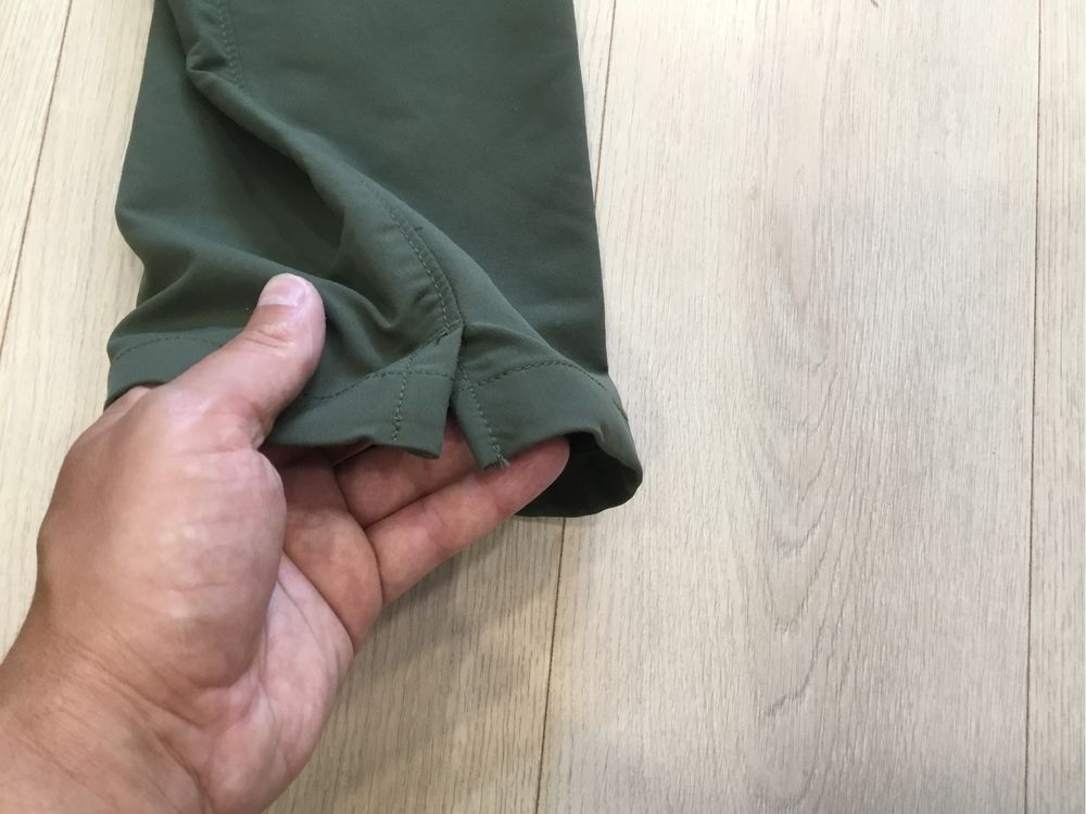 Літні стильні  штани від Under Armour стан як нові розмір XL-L 36/34