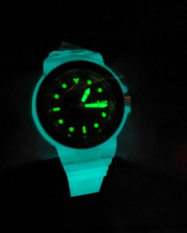 Zegarek Invicta Pro Diver Duży Biały LUMINOUS Świecący Nowy