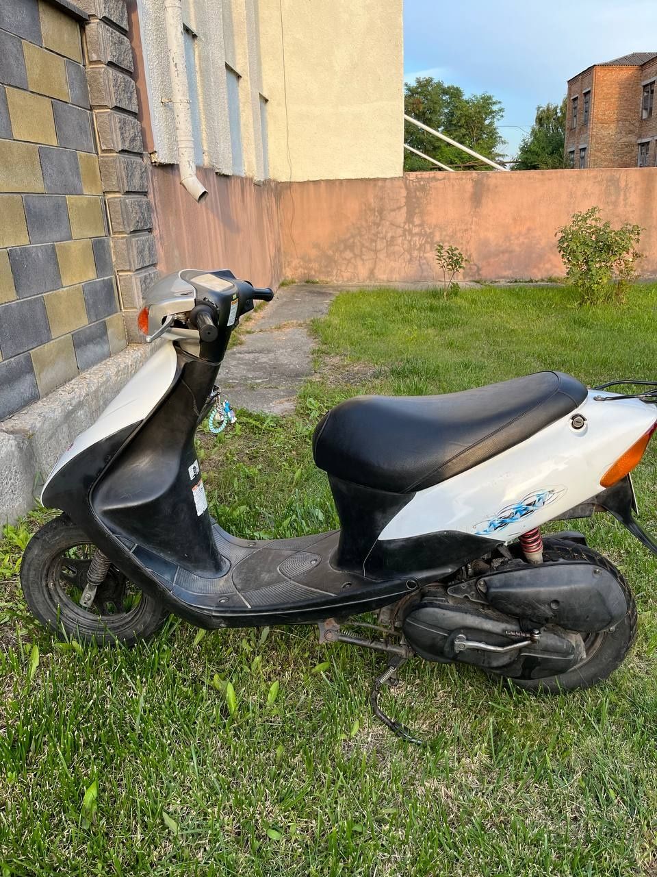Мопед Сузукі летс 3