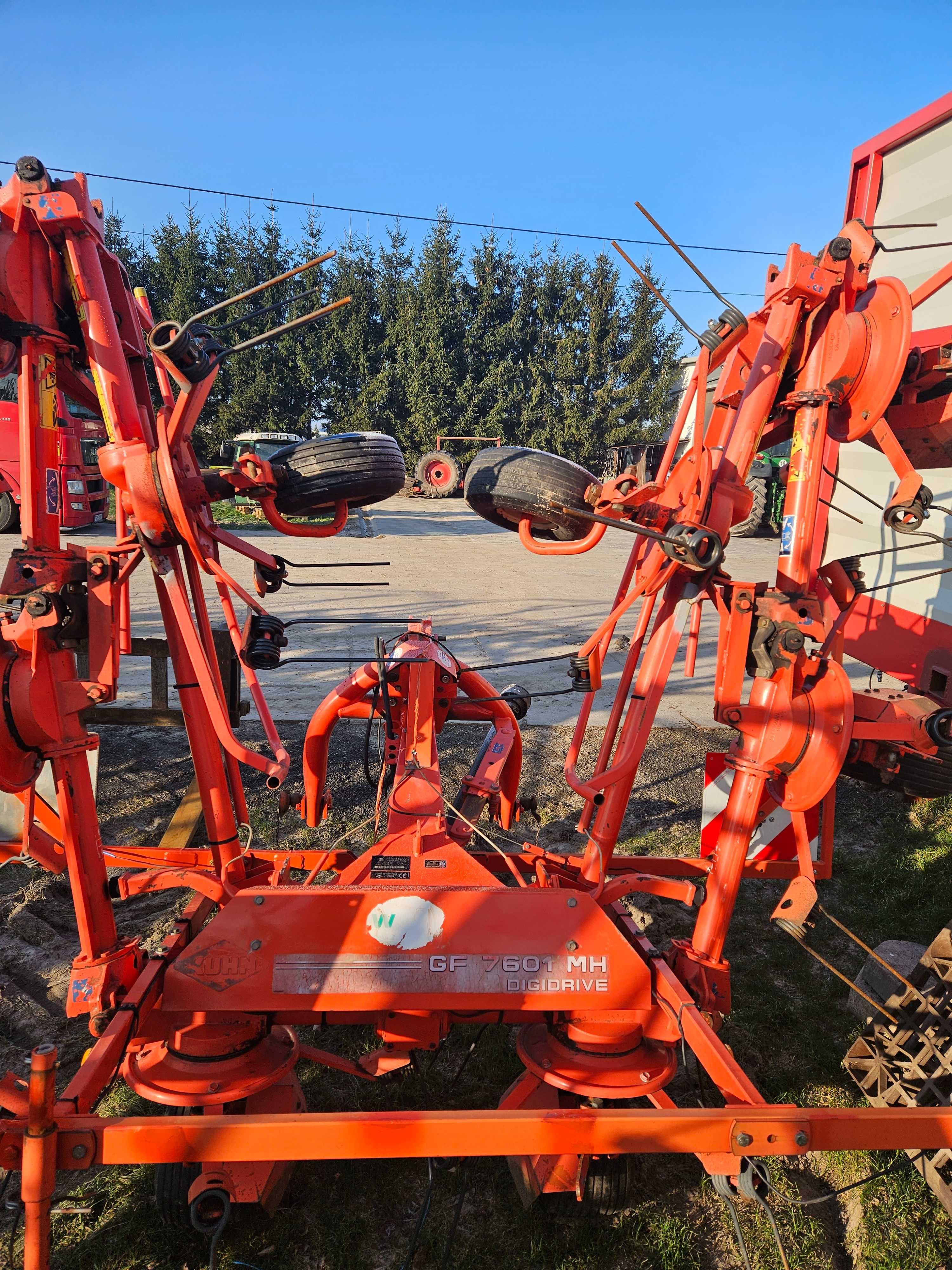 kuhn Gf 7601 przetrząsarka  krone claas