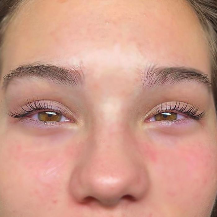 ШУКАЮ МОДЕЛЕЙ на ламінування вій, фарбування брів, нарощування вій!