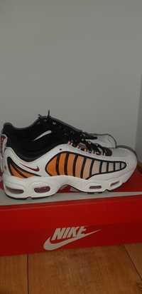 Buty Nike Air Max TAILWIND IV