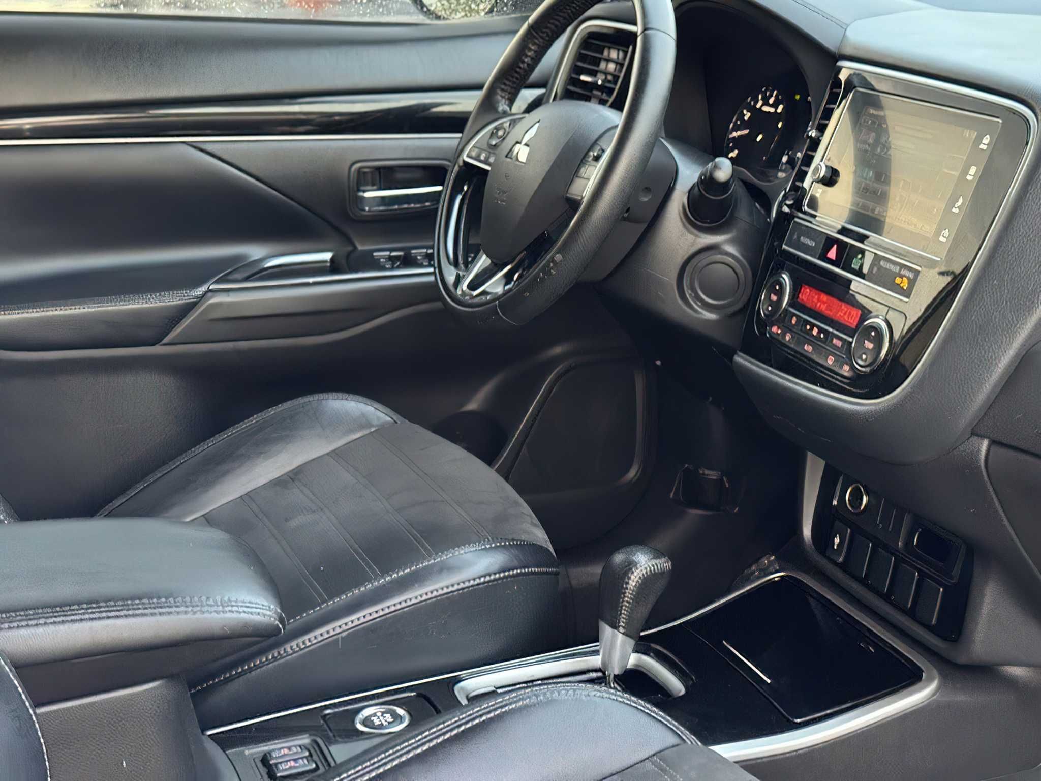 Mitsubishi Outlander Se 2019