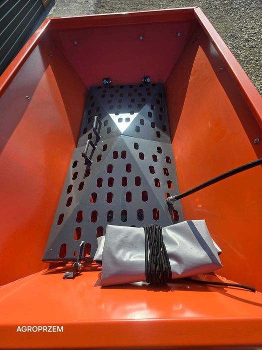 Rozsiewacze dwutarczowe do nawozów poj. 400 do 1700l