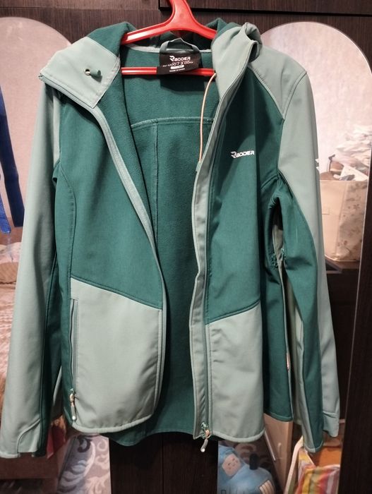 Продам куртку Radder Outdoor  зелена