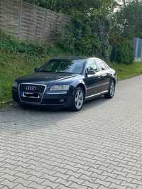 Audi A8 D3 2006 rok lekko uszkodzone.