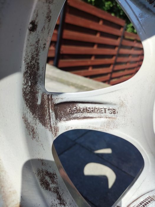 Felgi Aluminiowe ANZIO KBA47025 6,5X15ET38 5X100 VW Audi Skoda Seat