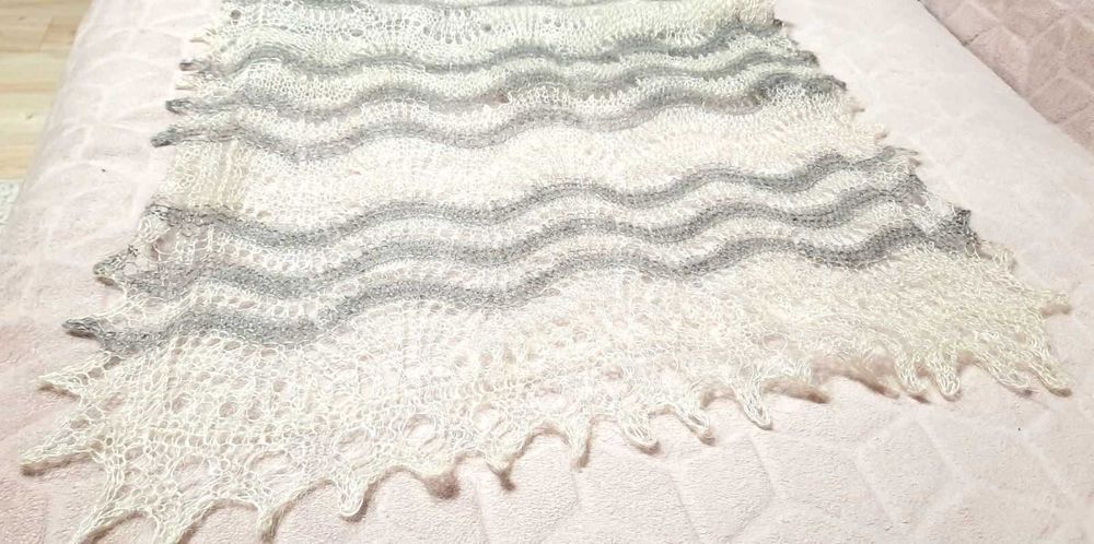 Пухова ажурна хустка. Пуховий шарф. Пуховой платок.