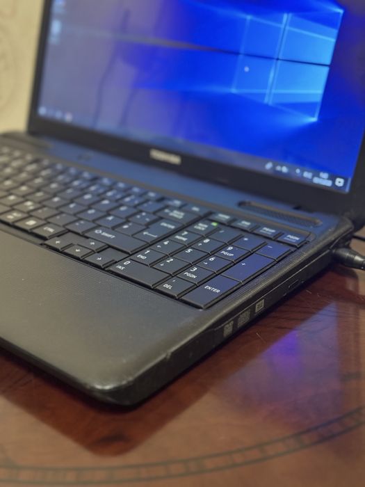 Ноутбук Toshiba Satellite C660 i3 M370 HDD 500GB