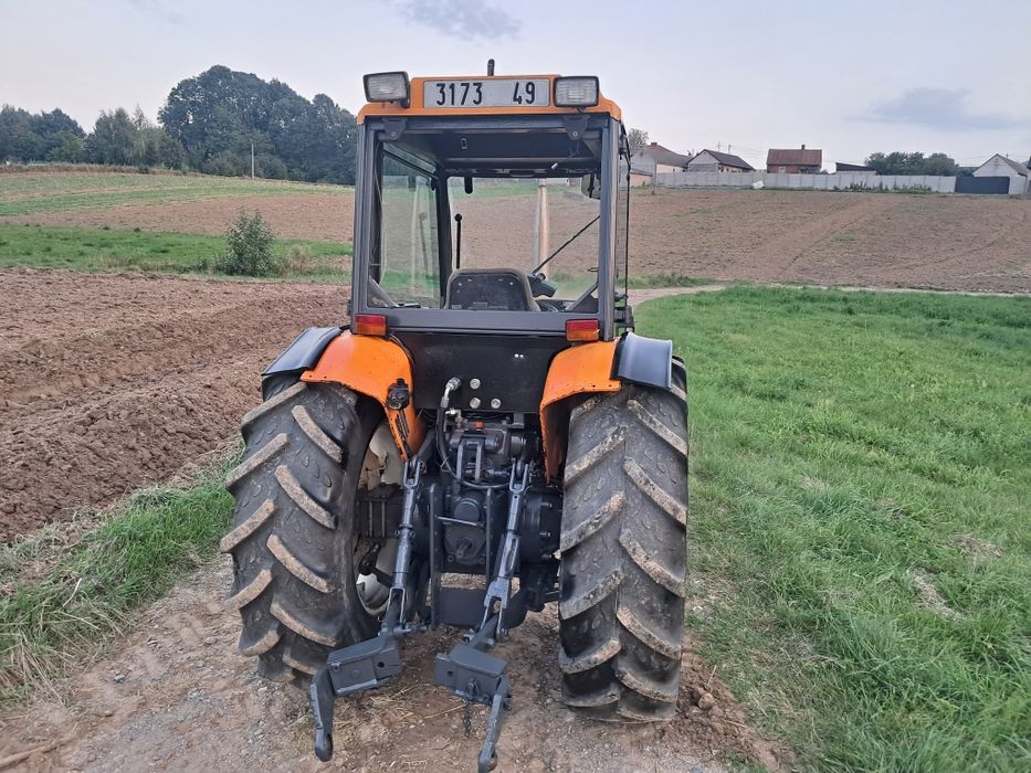 Renault 8014 sadownik 4x4