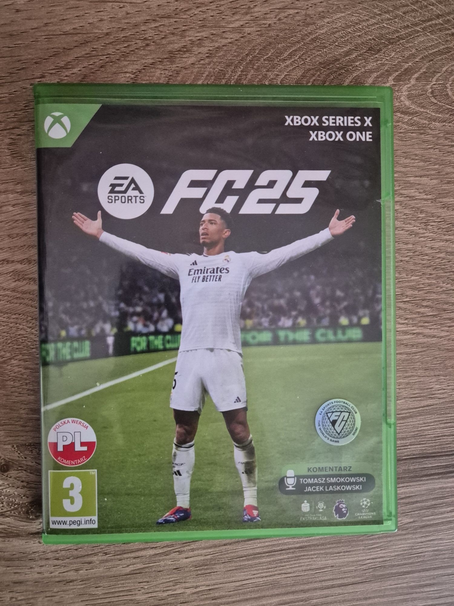 Gra FC 25  Xbox jak nowa