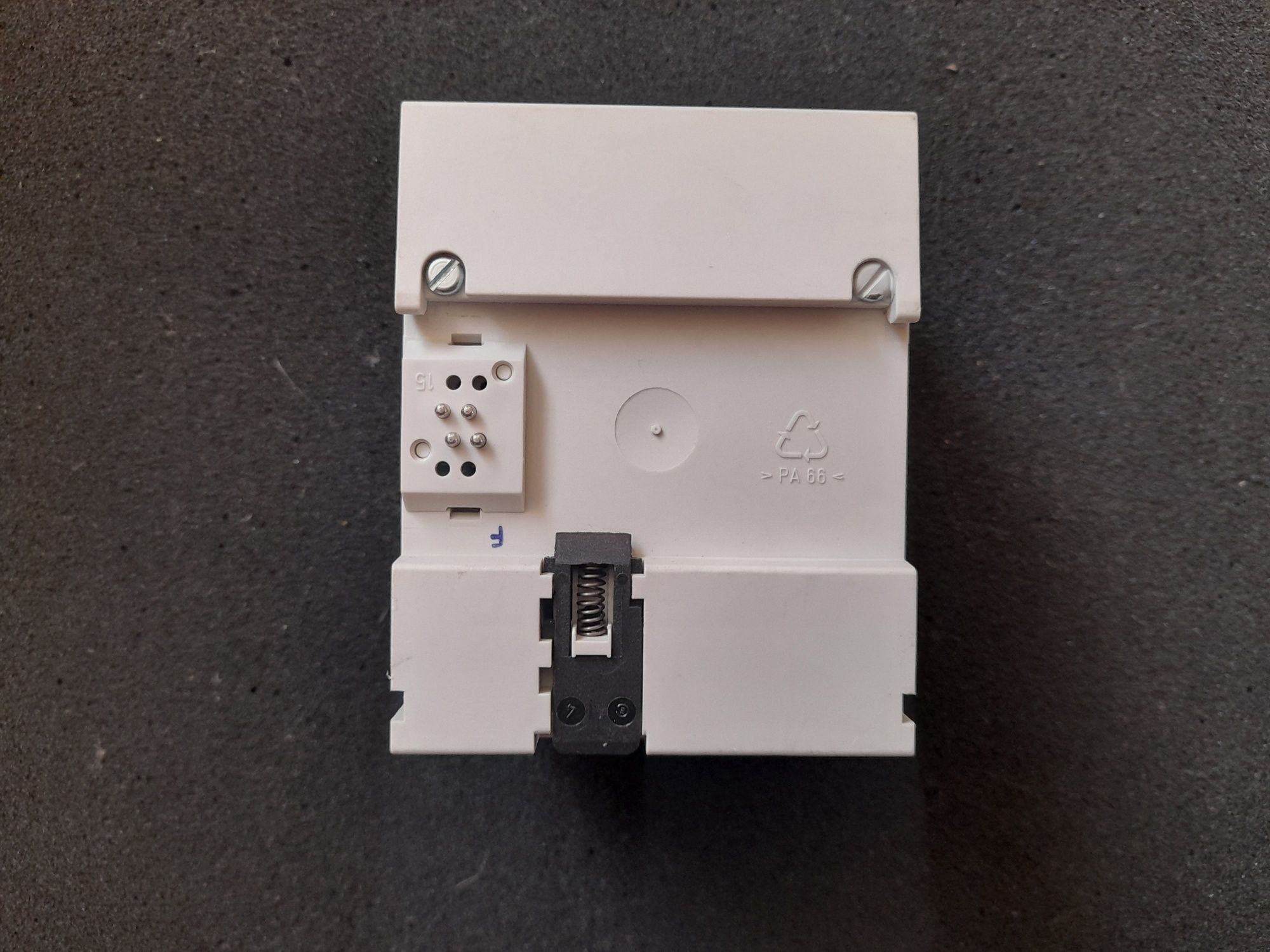 Переключатель нагрузки SIEMENS 5WG1 510-1AB01 instabus EIB KNX