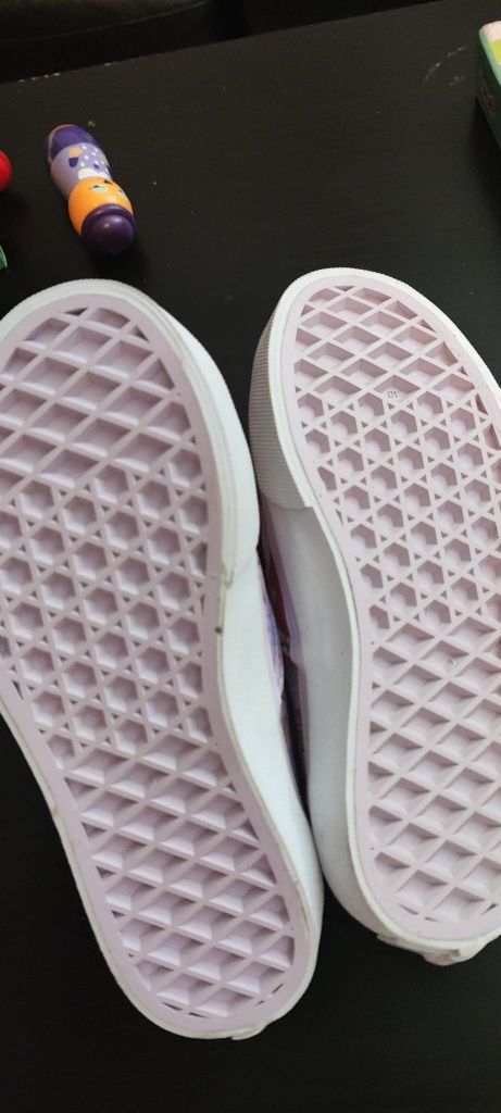 Tênis Vans Sereias