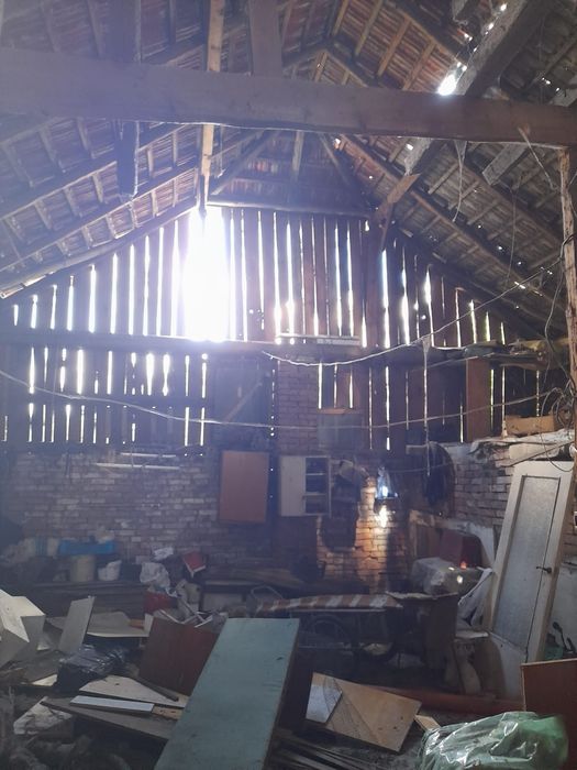 Sprzedam stodołę do rozbiórki