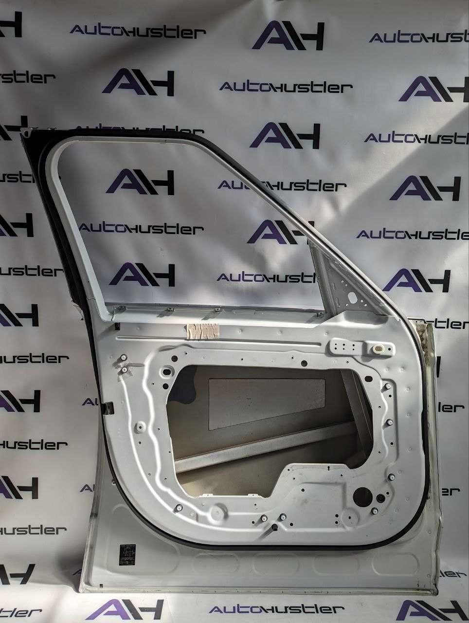Дверь передняя левая голая 1AQ range rover l405 LR036400