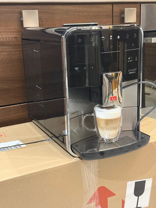 2700 чашок Найновіша модель Кавоварка F 86 - 100 Melitta новіша за f85