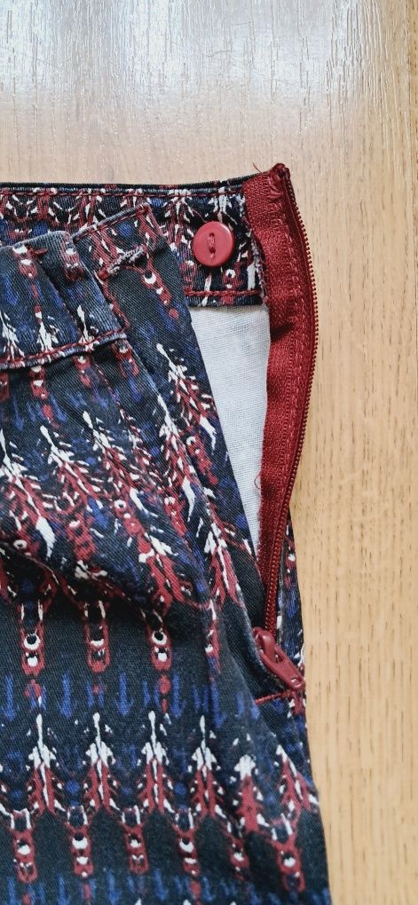 Legginsy wzór wzorzyste