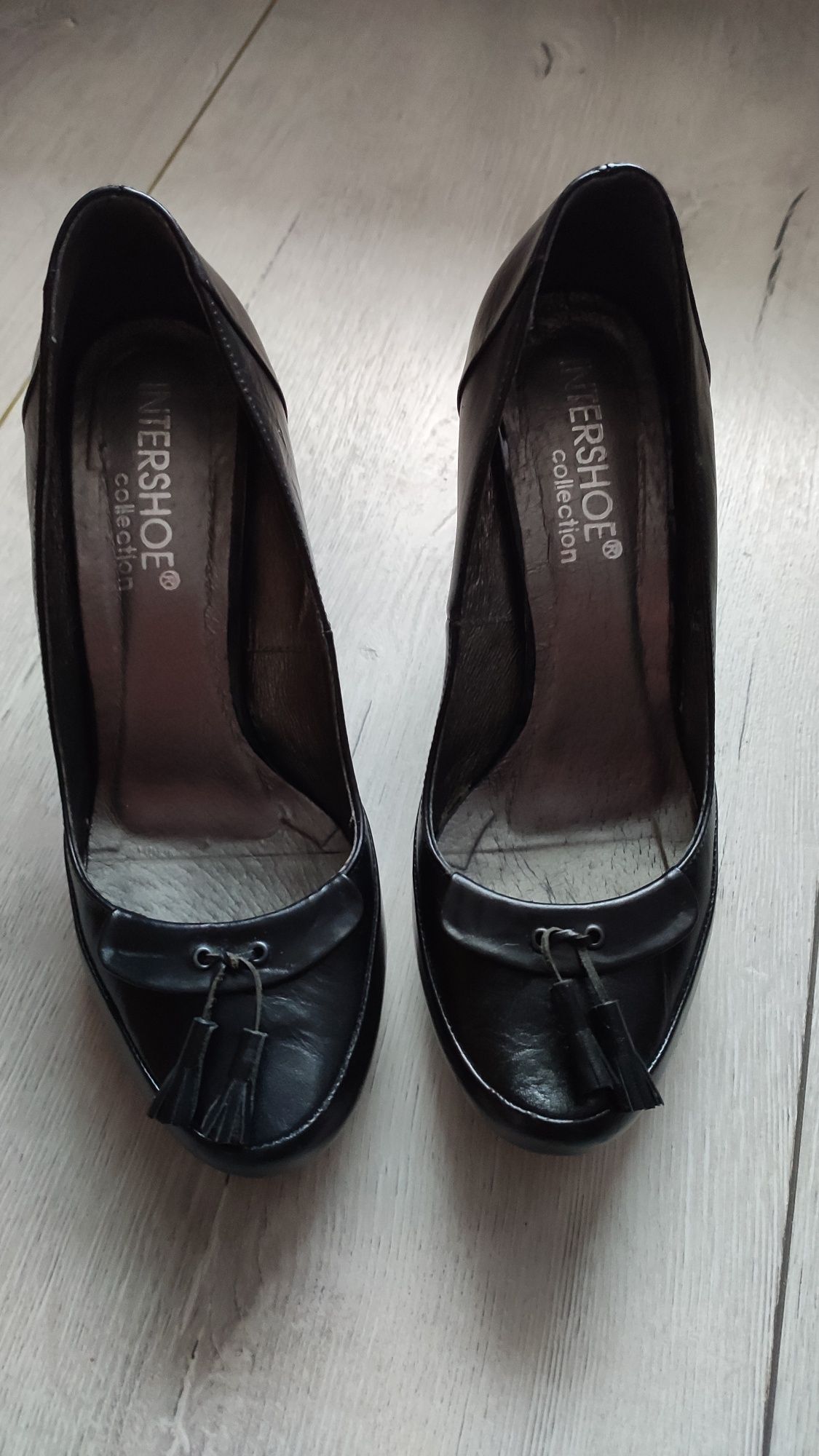 Eleganckie buty szpilki skórzane Intershoe r.38