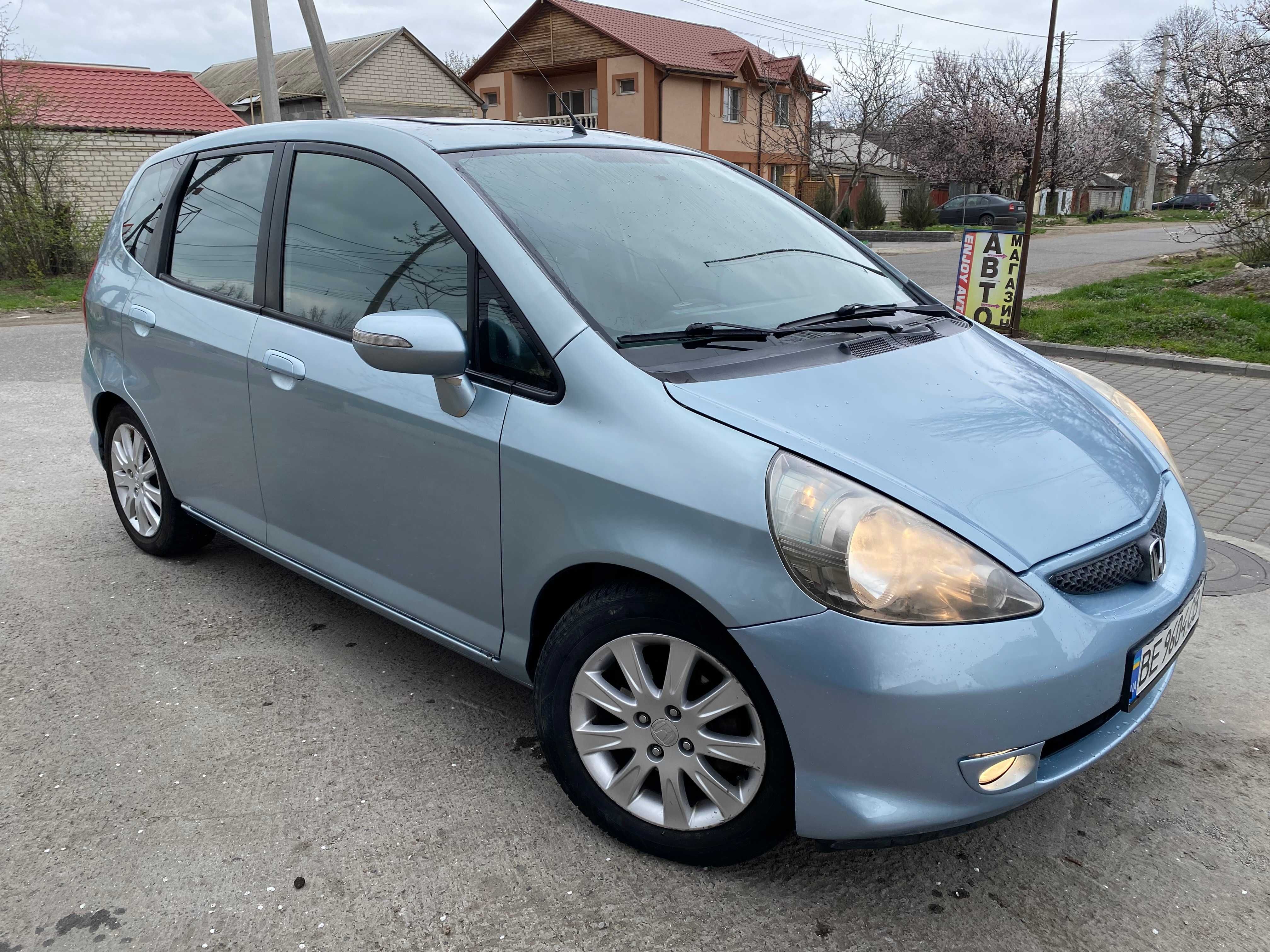 Продам Honda Jazz 2006 року 1.4автомат.