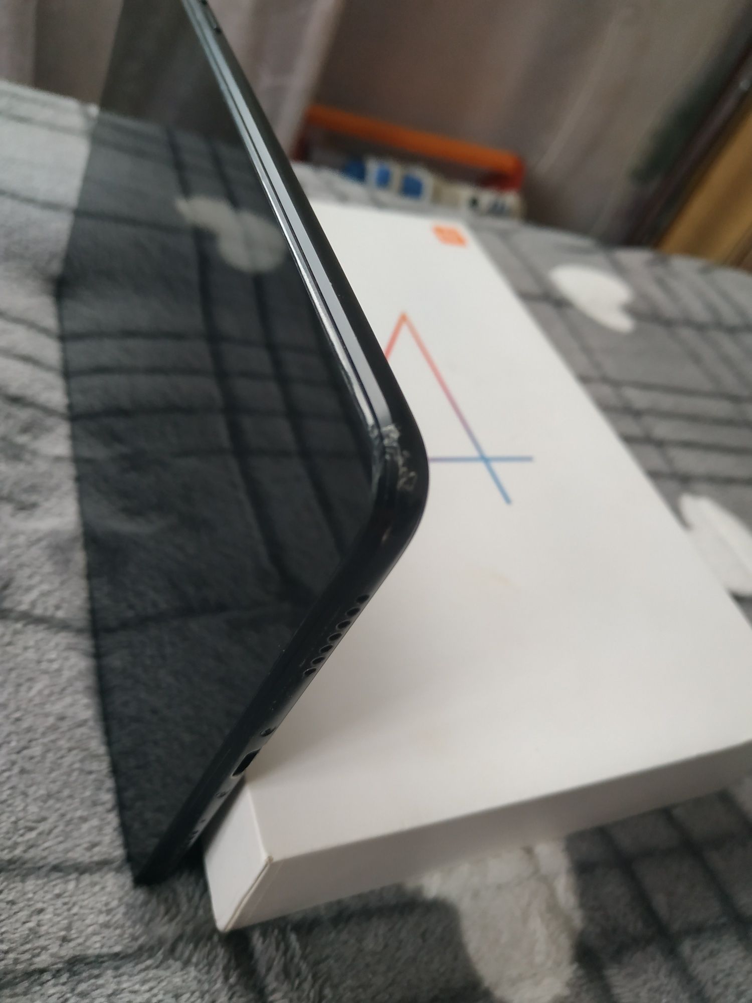 Планшет Xiaomi mi pad4 "4/64LTE