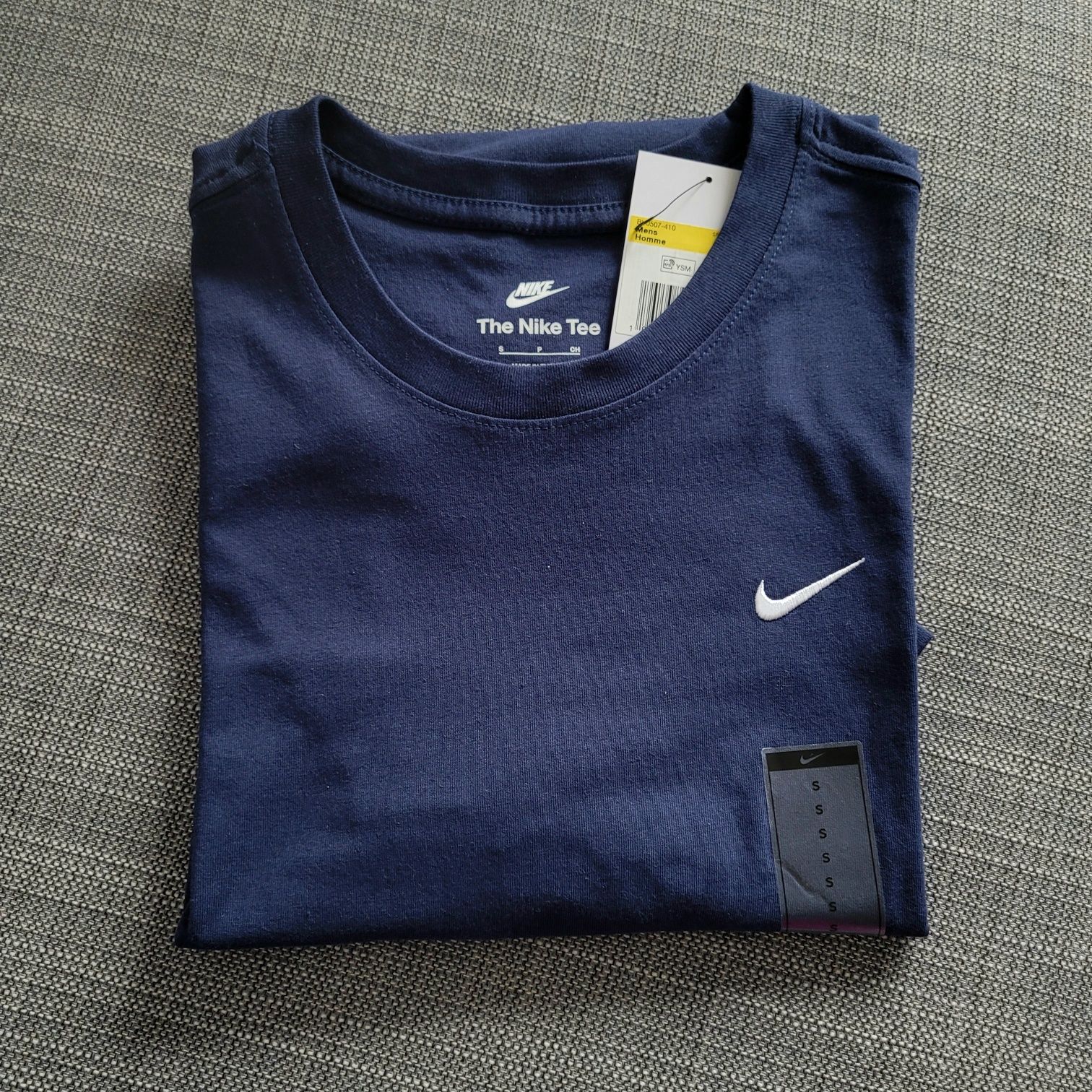 NIKE nowy t-shirt logo swoosh rozm S