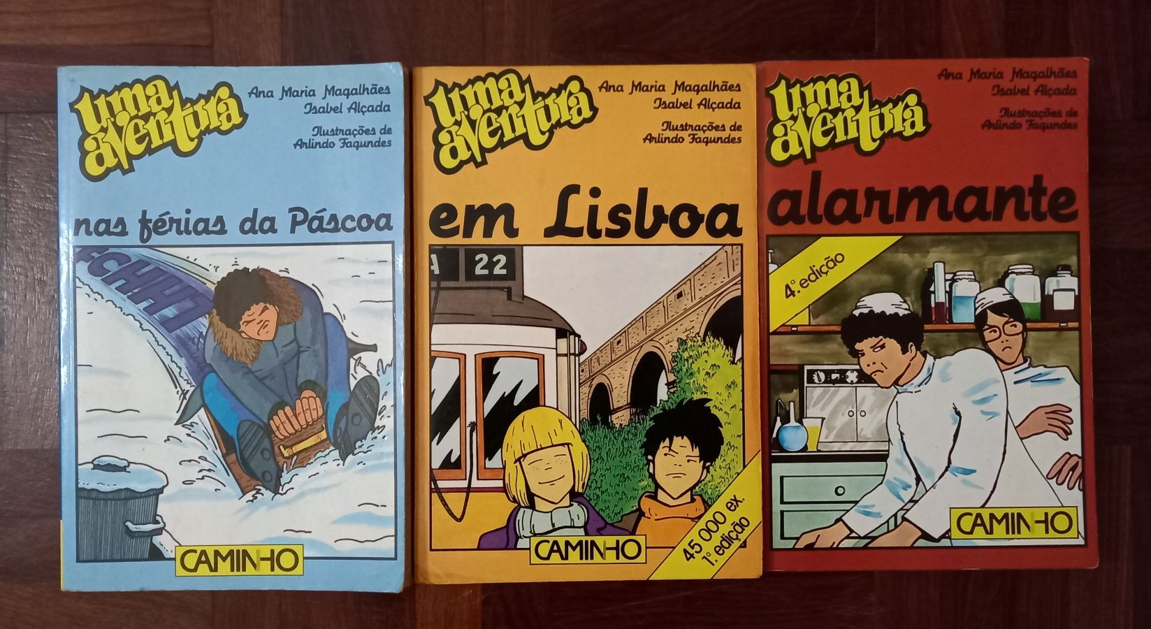 Conjunto de 3 livros da colecção  " Uma Aventura " em bom estado